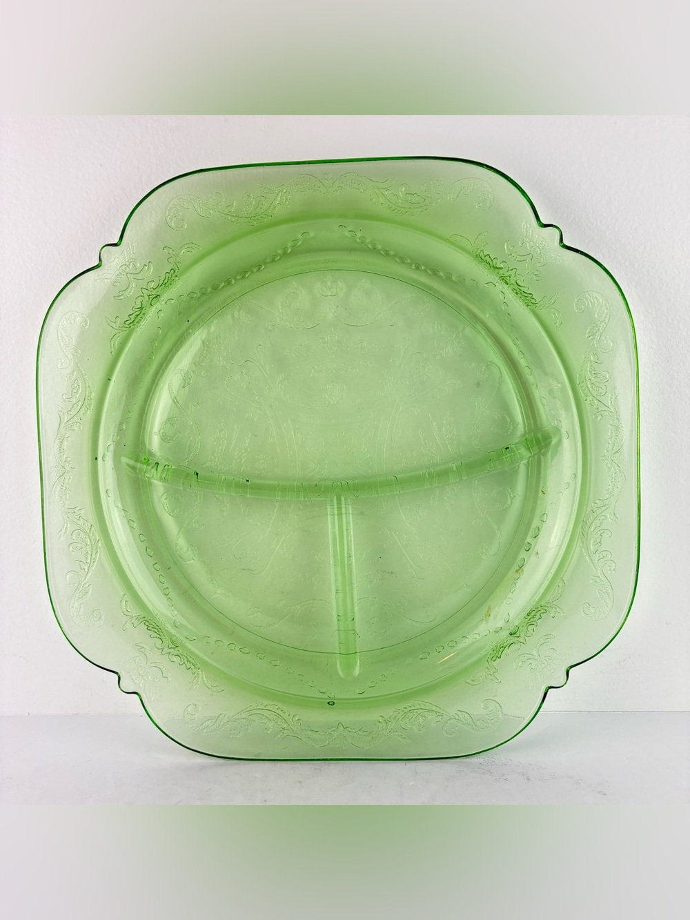 Federal Glass Green Uranium Glass Divided Madrid Dinner Plate